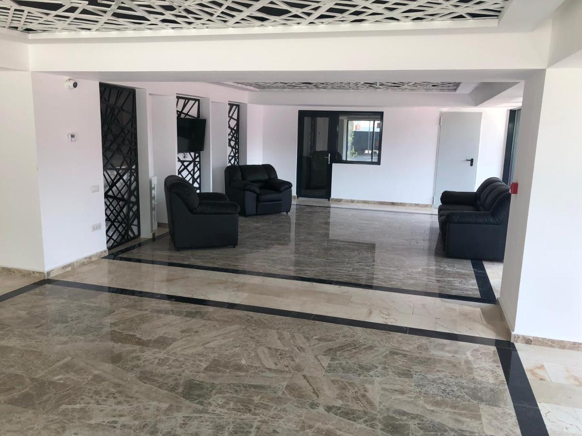 Sophia 3 Luxury Apartments Mamaia Ngoại thất bức ảnh
