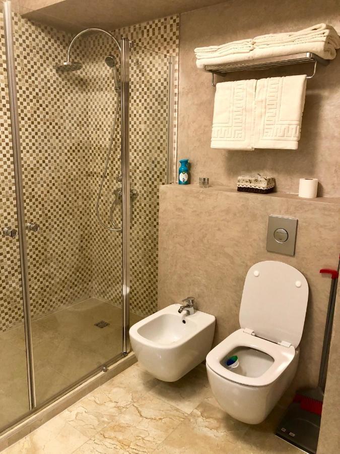 Sophia 3 Luxury Apartments Mamaia Ngoại thất bức ảnh