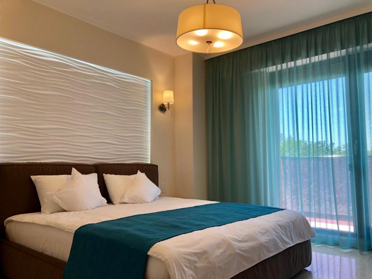 Sophia 3 Luxury Apartments Mamaia Ngoại thất bức ảnh